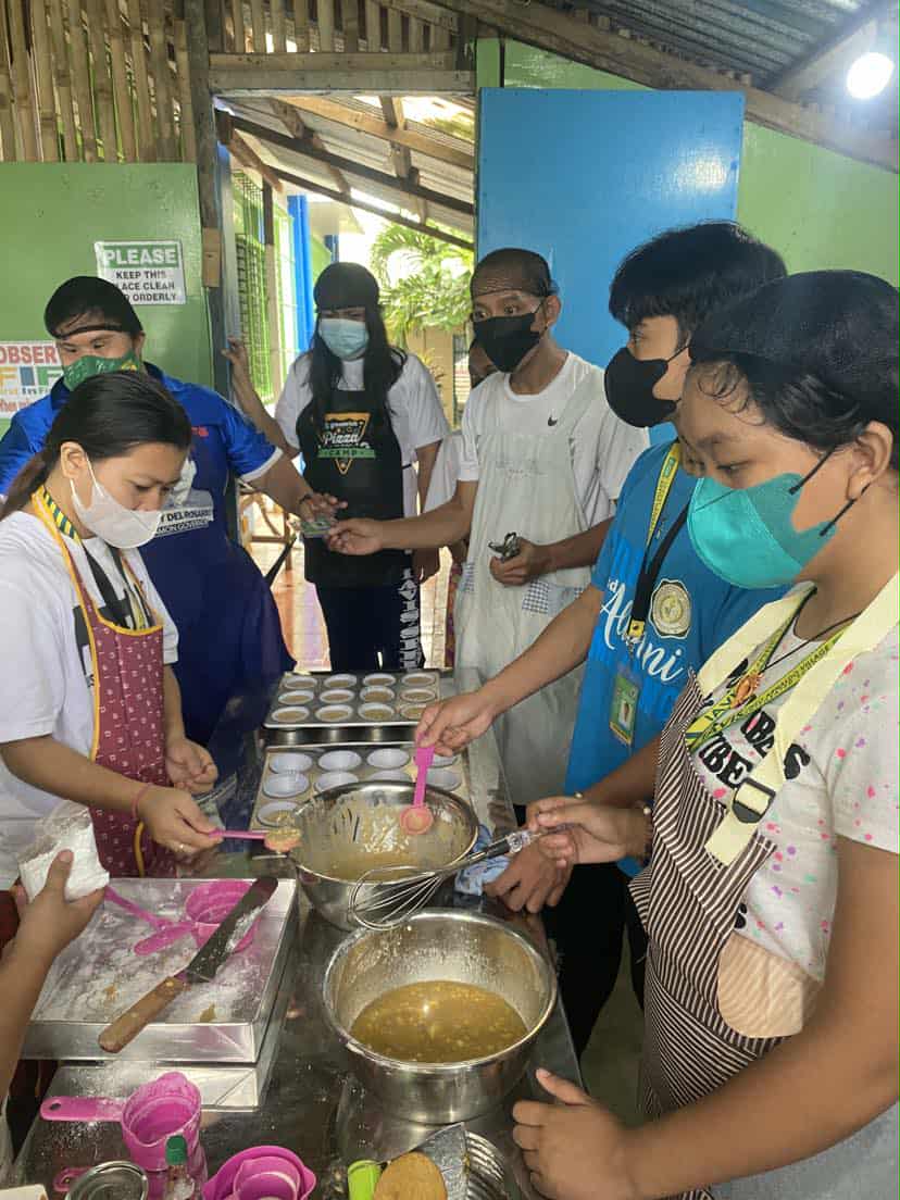 Bakery run by Deaf students